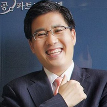 Youngtak Cho - CEO of Hunet